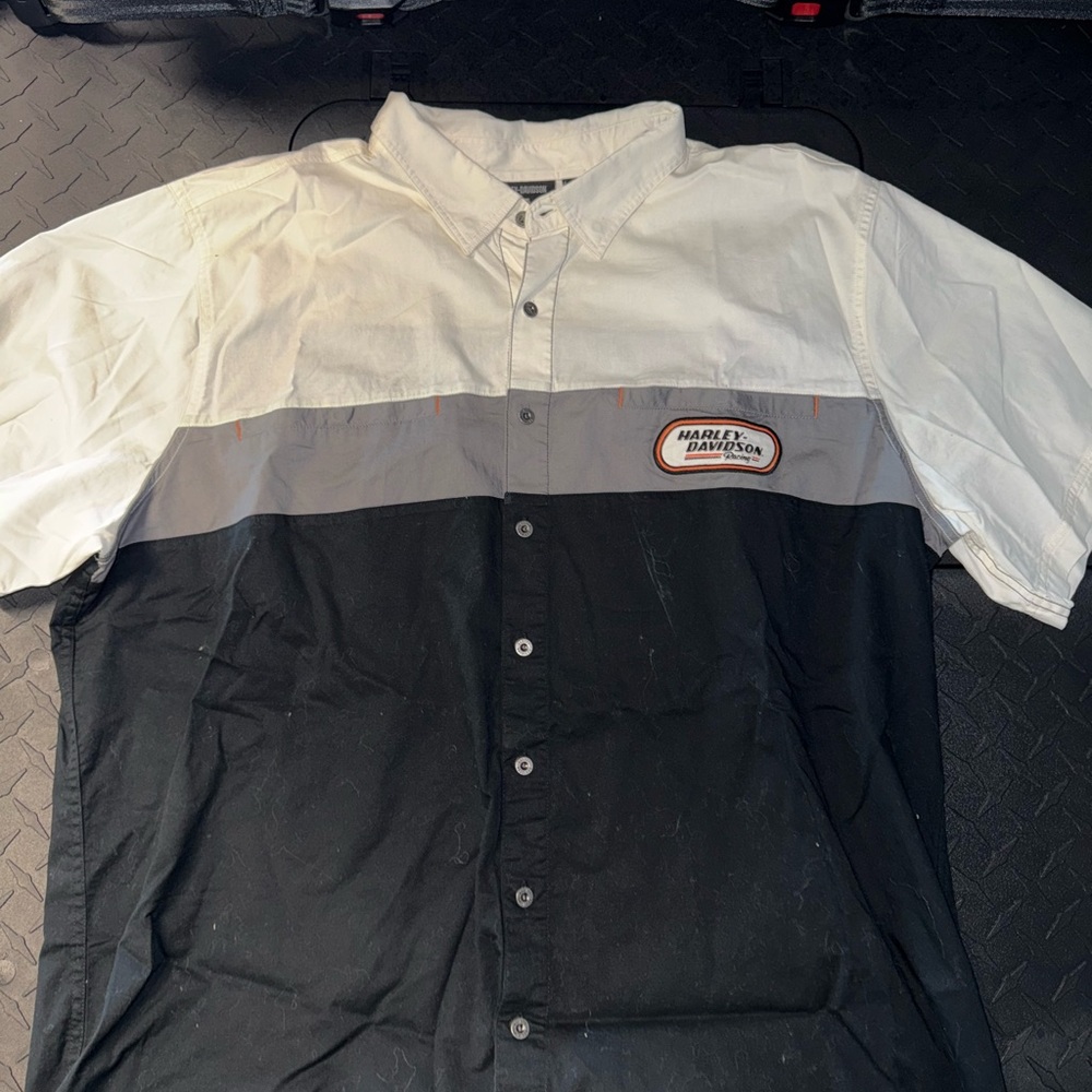 Harley-Davidson Black and White Casual Button Down Shirt